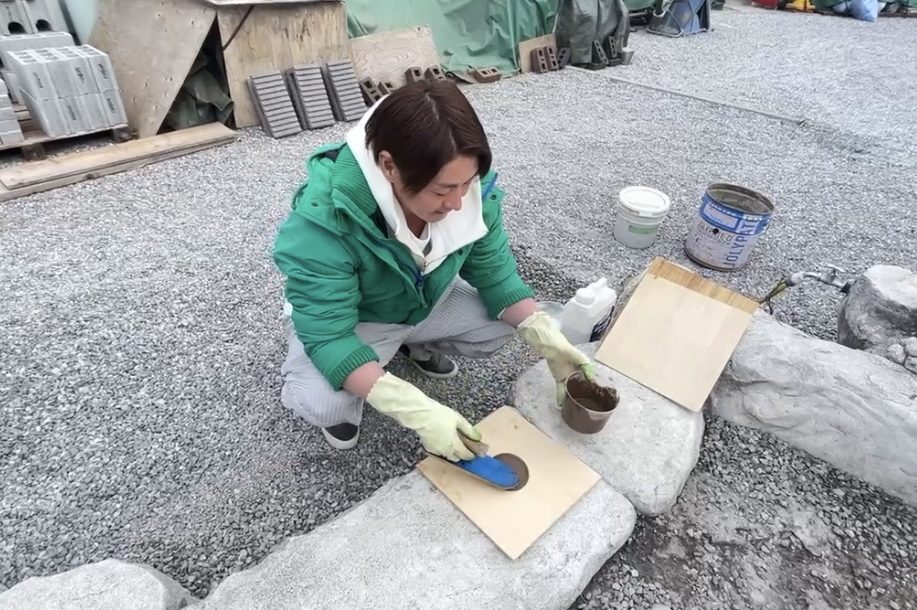 新しい外床仕上げ、開発中…🔍